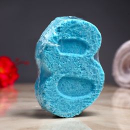 Бомбочка для ванны "С 8 марта" с ароматом шоколада, голубая
